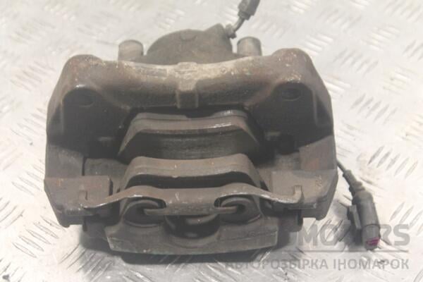 Супорт передній правий (-07) VW Touareg 2.5tdi 2002-2010 7L6106d 135824 - 2