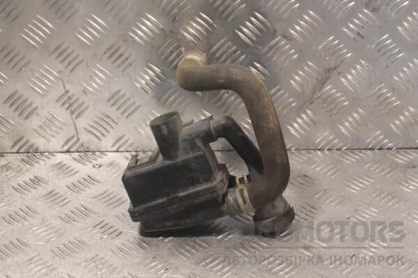 Очищувач корпусу повітряного фільтра Toyota Corolla 1.8 16V (E12) 2001-2006 1781022020 135865 - 2