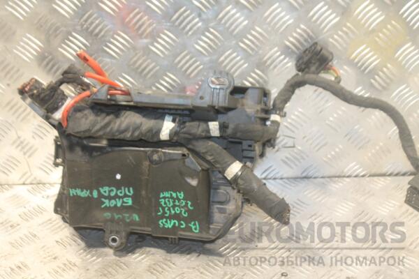 Блок запобіжників Mercedes B-class (W246) 2012 A2465400182 136215 - 2