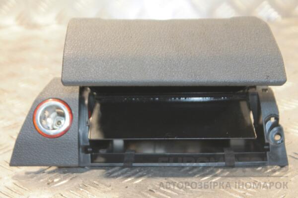 Попільничка передня VW Touran 2003-2010 1T1857961F 136464 - 2