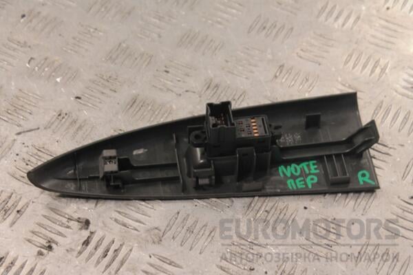 Кнопка стеклоподъемника передняя правая Nissan Note (E11) 2005-2013 25411EA003 136772 - 2