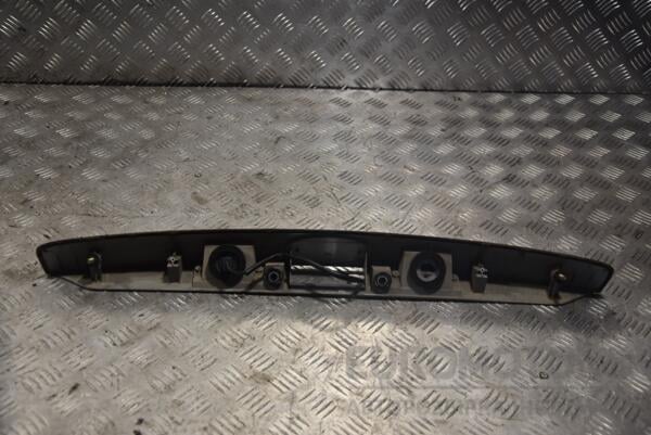 Панель підсвічування номера (хетчбек) Kia Cerato 2004-2008 925012F210 141791 - 2