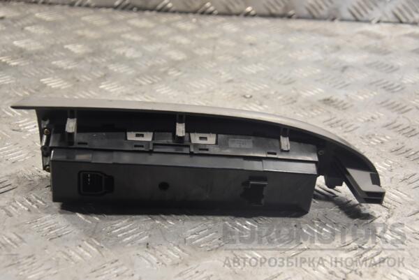 Блок управления стеклоподъемниками передний левый Kia Carnival 2006-2014 935704D000 141936 - 2