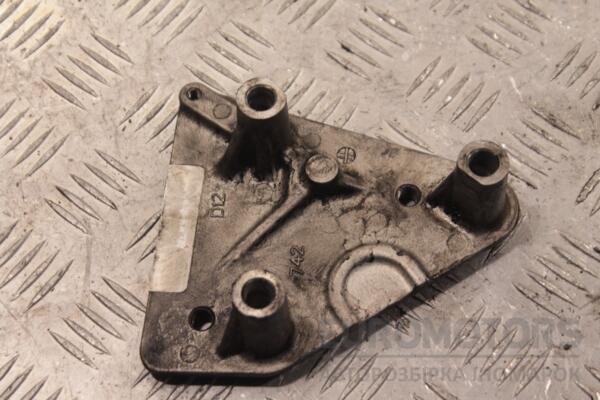 Кронштейн двигуна Opel Astra 1.7cdti 16V (H) 2004-2010 137225 - 2