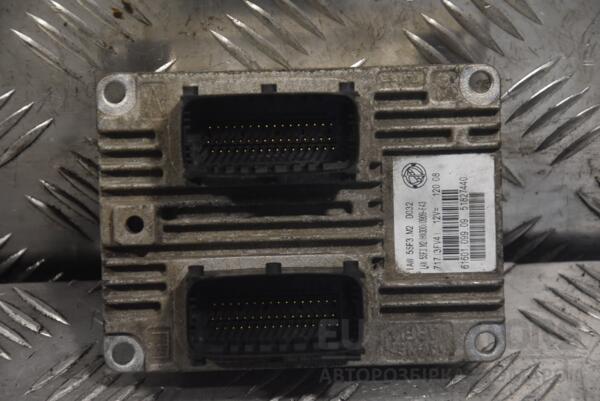 Блок керування двигуном Fiat Grande Punto 1.4 8V 2005 51827440 145587 - 2