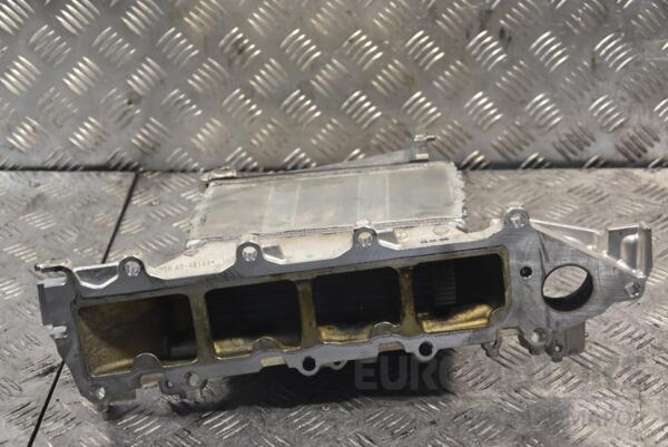 Колектор впускний з радіатором інтеркулера VW Passat 2.0tdi (B8) 2015 04L129766AL 145840 - 2