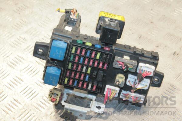 Блок запобіжників Hyundai Santa FE 2000-2006 9118826105 139165 - 2