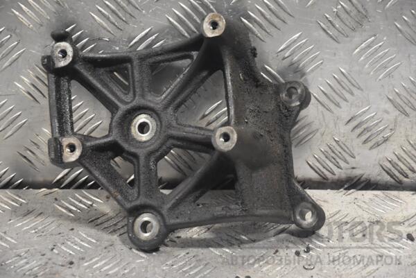Кронштейн компрессора кондиционера Mitsubishi Space Wagon 2.4 16V 1998-2004 MR360330 146676 - 2
