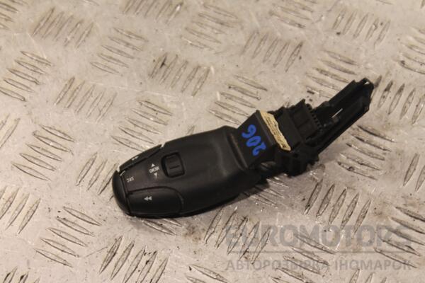 Подрулевой переключатель магнитолы правый Peugeot 206 1998-2012 96413388XT 150135 - 2