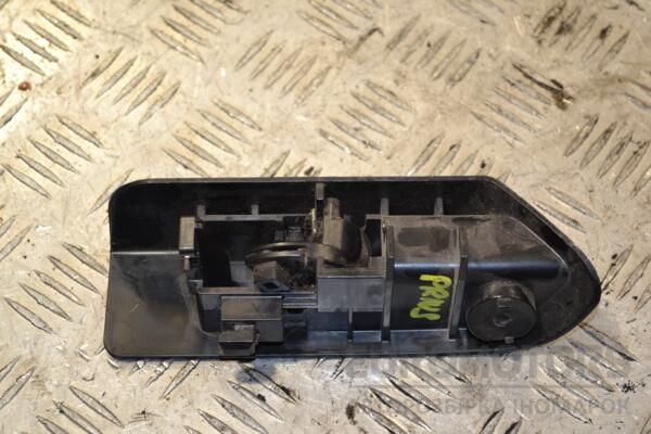 Ручка відкривання лючка паливного бака Toyota Prius Plus (ZVW40/41) 2011 150631 - 2