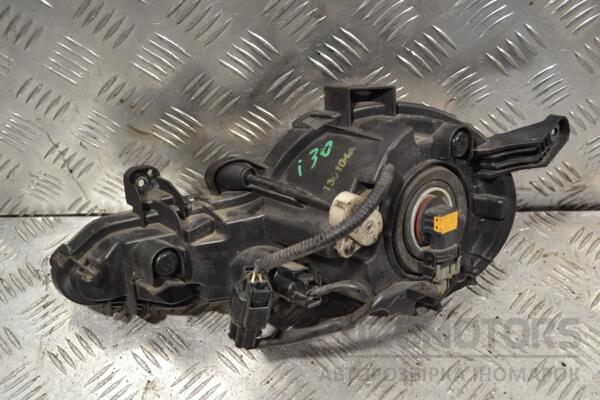 Фара правая (дефект) Hyundai i30 2007-2012 92202A6310 150827 - 2