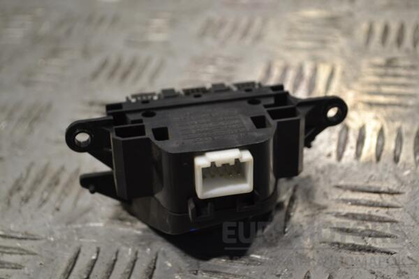 Кнопки руля правые Kia Carnival 2006-2014 955104D000 151829 - 2