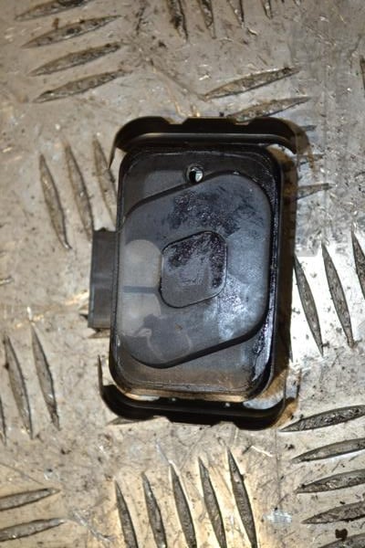 Датчик дощу Kia Carnival 2006-2014 960004D000 151857 - 2