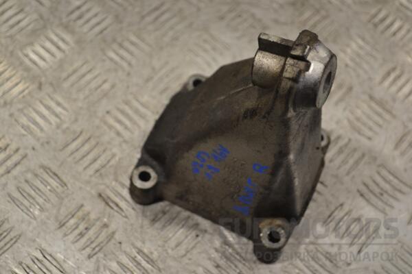 Кронштейн двигуна правий Mercedes C-class 1.8 16V (W203) 2000-2007 A2712230804 153775 - 2