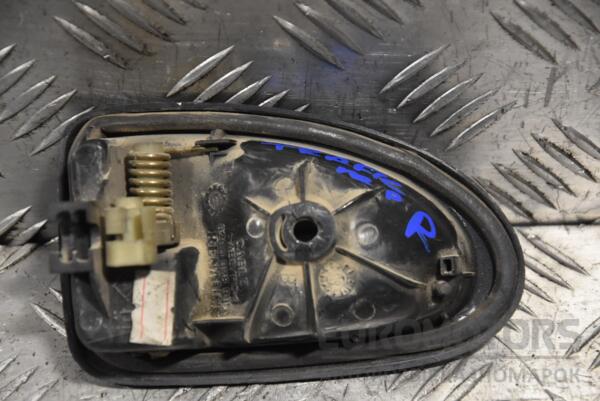 Ручка двері внутрішня передня права Renault Trafic 2001-2014 8200028995 164235 - 2