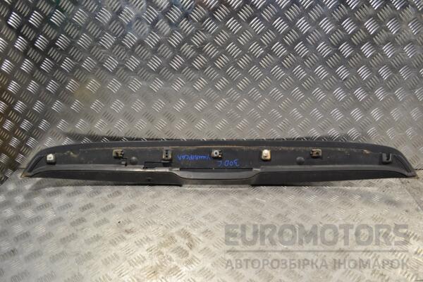 Спойлер кришки багажника універсал Chrysler 300C 2004-2010 OWZ11TRMAB 155357 - 2