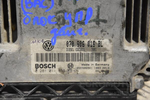 Блок управления двигателем VW Touareg 2.5tdi 2002-2010 070906016BL 165921 - 2