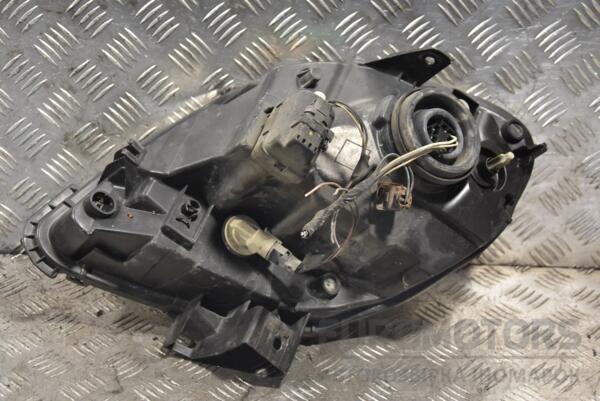 Фара правая (білий поворотник 03-) Renault Kangoo 1998-2008 8200236591 166086 - 2