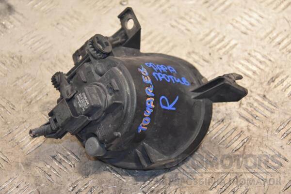 Фара противотуманная правая -07 VW Touareg 2002-2010 7L6941700B 166299 - 2