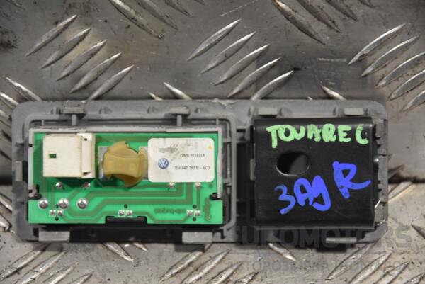 Плафон салонний задній правий VW Touareg 2002-2010 7L0861688A 167910 - 2