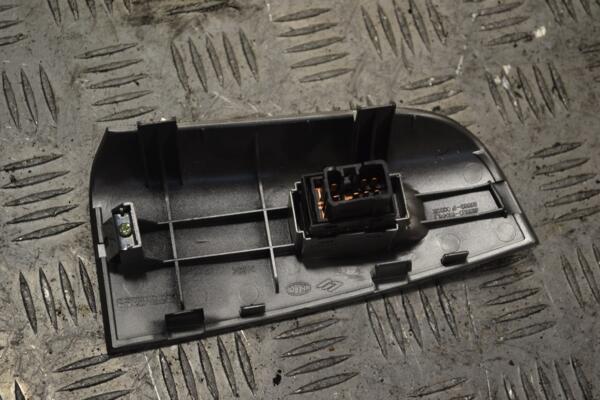 Кнопка стеклоподъемника задняя левая Kia Sportage 2004-2010 158622 - 2
