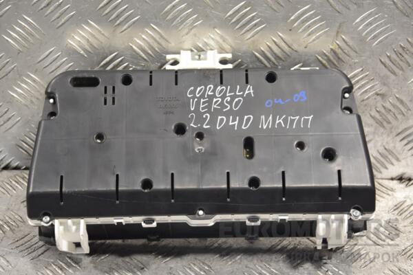 Панель приборов Toyota Corolla Verso 2.2td D-4D 2004-2009 838000F091 169344 - 2
