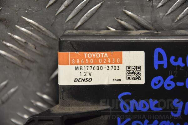 Блок управления кондиционером Toyota Auris (E15) 2006-2012 8865002430 169404 - 2