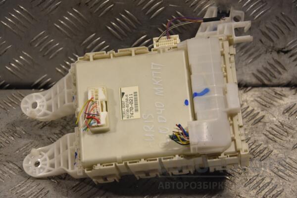 Блок запобіжників Toyota Auris (E15) 2006-2012 8273002150 169412 - 2