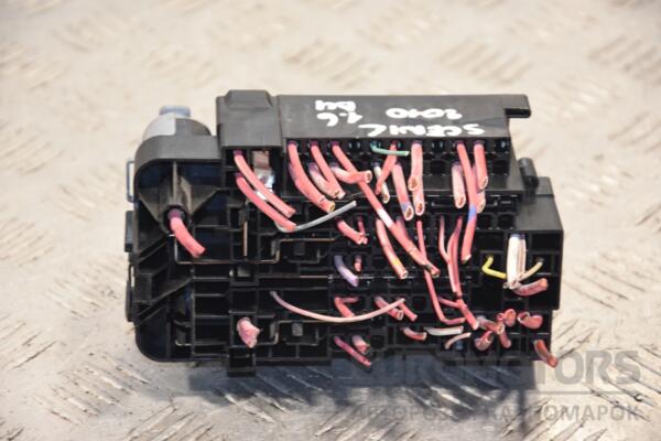 Блок предохранителей Renault Scenic 1.6dCi (III) 2009-2015 18013301D 169642 - 2