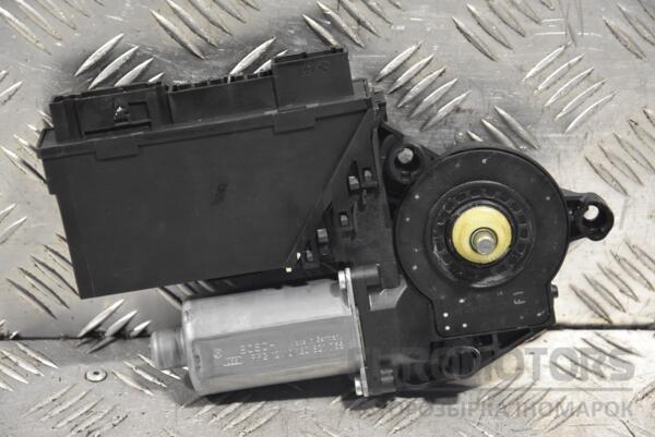 Моторчик стеклоподъемника передний правый Porsche Cayenne 2002-2010 3D1959792E 169926 - 2