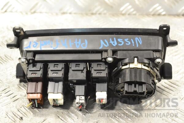 Кнопка ESP OFF Nissan Pathfinder 2004-2015 171188-02 - 2