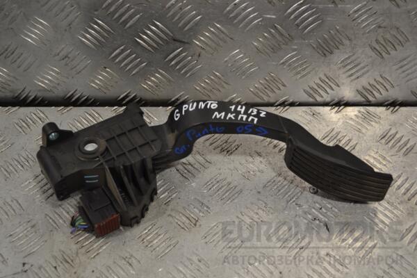 Педаль газа электр пластик Fiat Grande Punto 2005 55702020 171430 - 2