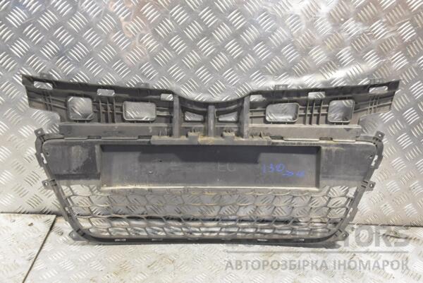 Решетка в бампер центральная -10 Hyundai i30 2007-2012 865612L010 181742 - 2