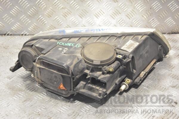 Фара левая -07 VW Touareg 2002-2010 7L6941015BK 180654 - 2