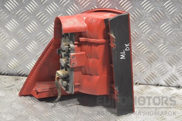 Фонарь правый Mercedes M-Class (W163) 1997-2005 A1638202064 180724 - 2
