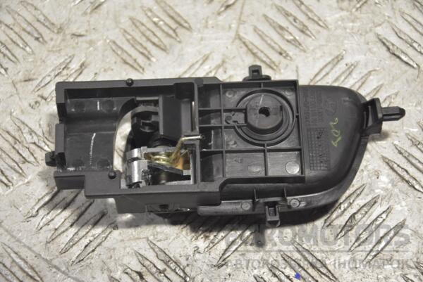 Ручка двері внутрішня права Hyundai i20 2008-2014 826201J000 182423 - 2