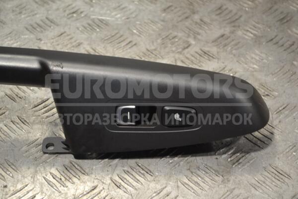 Кнопка склопідіймача задні праві і подгрев сидіння Kia Sportage 2015 93590D9000 172625  euromotors.com.ua