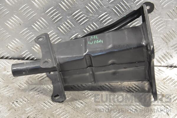 Кронштейн підсилювача бампера передній правий Mercedes M-Class (W164) 2005-2011 A1646202031 184278 - 2