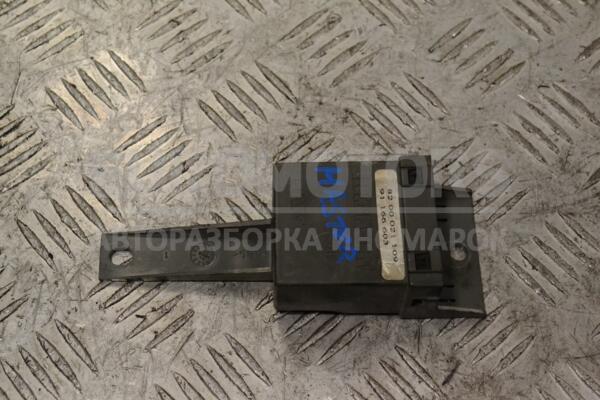 Блок управления стеклоподъемниками Opel Movano 1998-2010 8200021109 176917  euromotors.com.ua