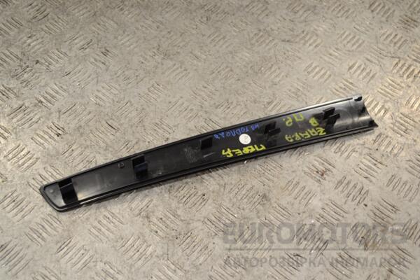 Накладка на торпедо права Opel Zafira (B) 2005-2011 13163897 179087 - 2