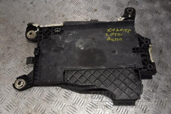 Подставка аккумулятора BMW X1 (F48) 2015 7641797 204047 - 2