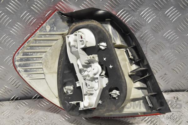 Фонарь правый 07- BMW 1 (E81/E87) 2004-2011 7181298 204740 - 2