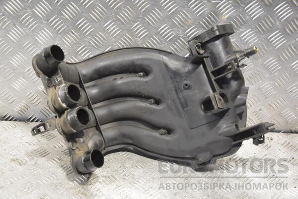 Колектор впускний пластик VW Touran 2.0 8V 2003-2010 06A133203CP 204777 - 2