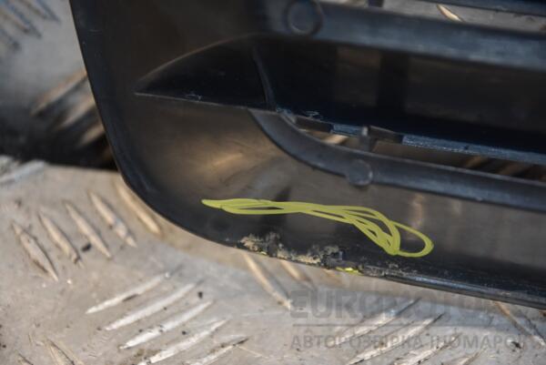 Решетка радиатора -05 (дефект) VW Polo 2001-2009 6Q0853651C 206207 - 3