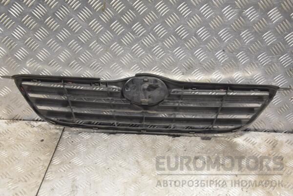 Решітка радіатора 04- Toyota Corolla (E12) 2001-2006 5311402060 206321 - 2