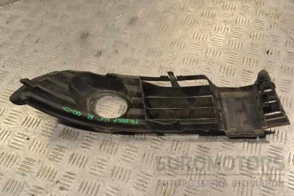 Решетка переднего бампера правая под ПТФ 00- VW Passat (B5) 1996-2005 3B0853666L 191891 - 2