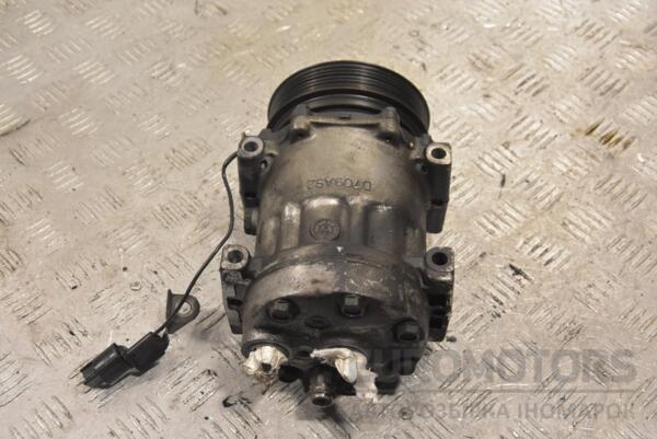 Компресор кондиціонера Renault Trafic 1.9dCi 2001-2014 8200040681 206965 - 3