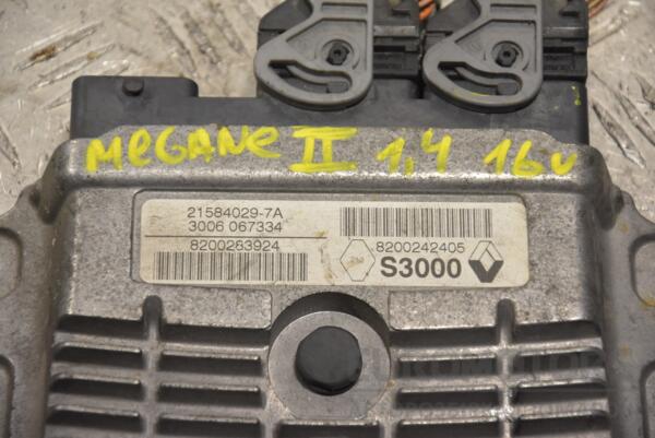 Блок керування двигуном Renault Megane 1.4 16V (II) 2003-2009 8200283924 208947 - 2