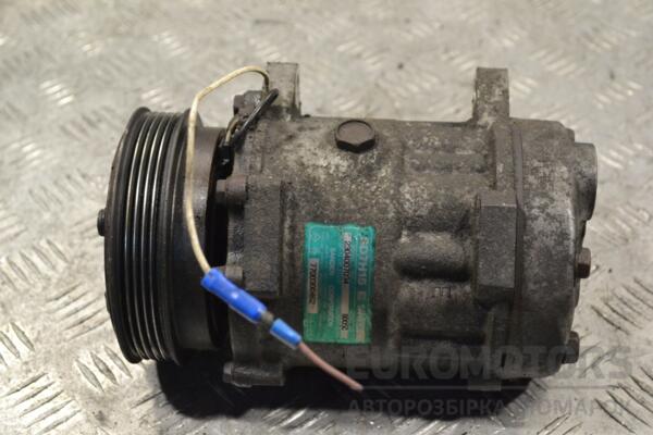 Компресор кондиціонера (дефект) Renault Master 2.8dti 1998-2010 7700300462 196114 - 2