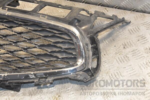 Решітка радіатора (дефект) Kia Carens 2013 86352A4000 224109 - 4
